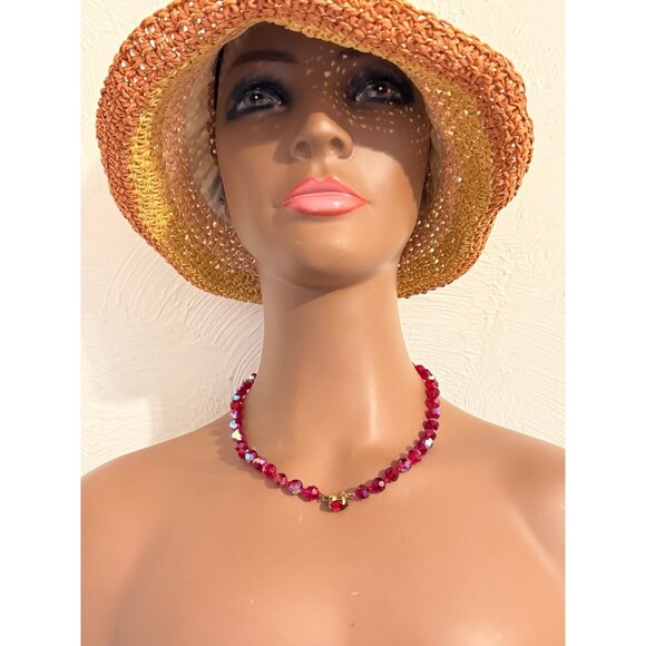 Red Beaded Necklace - Picture 6 of 6